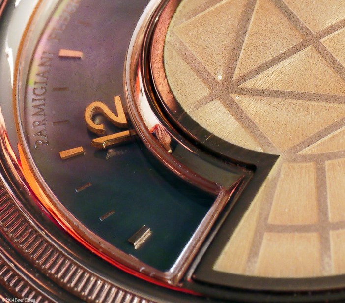 toric-capitole-dial-detail